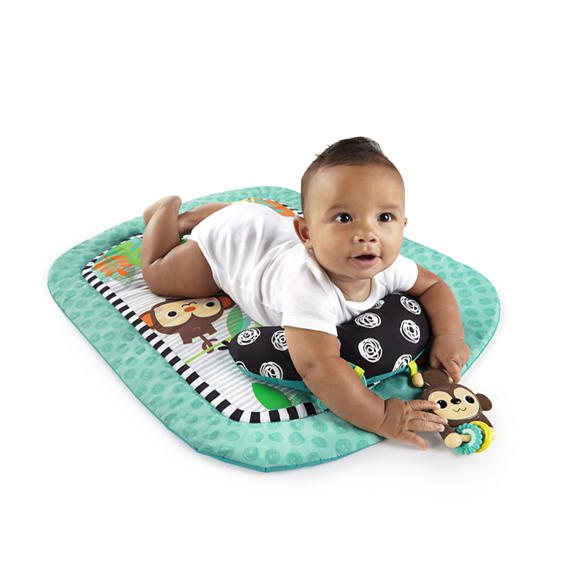Splashin’ Safari™ Prop Mat