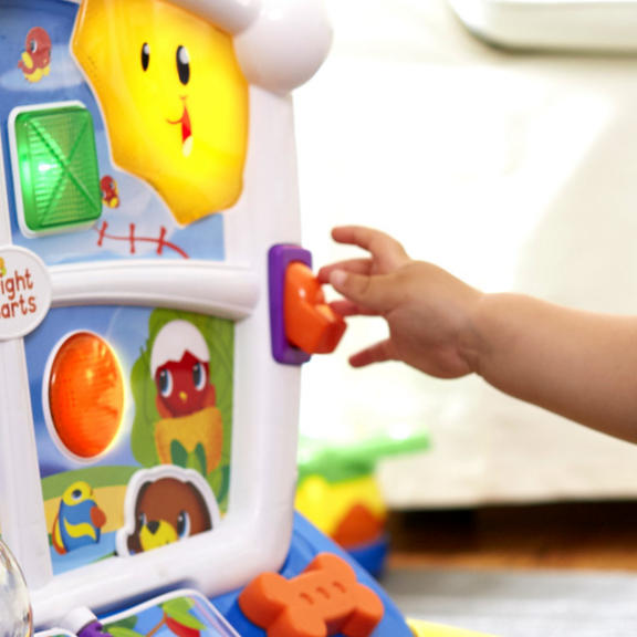 Learn & Giggle Activity Station™
