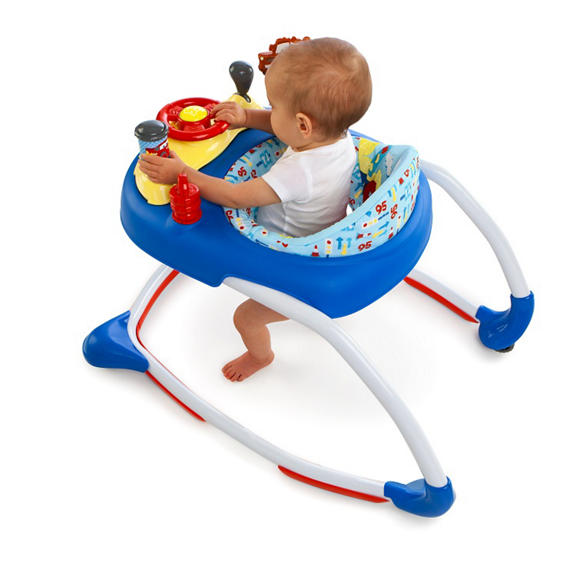CARS™ Race to First Place Walker