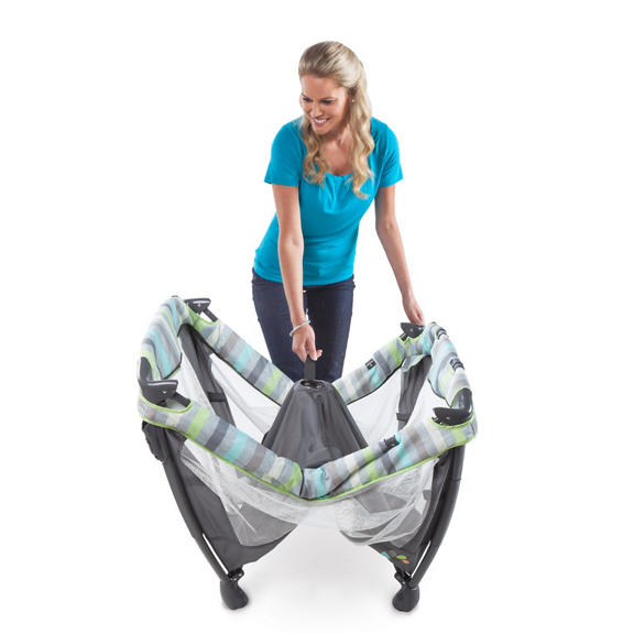 Soothe Me Softly Washable Playard - Vesper™