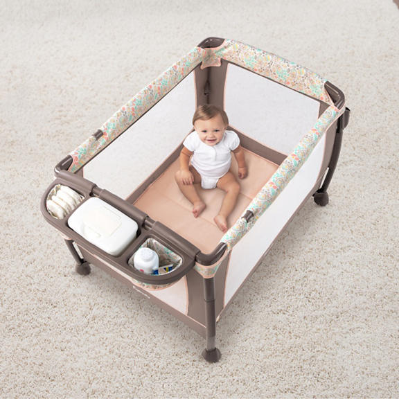 Soothe Me Softly Washable Playard - Piper™