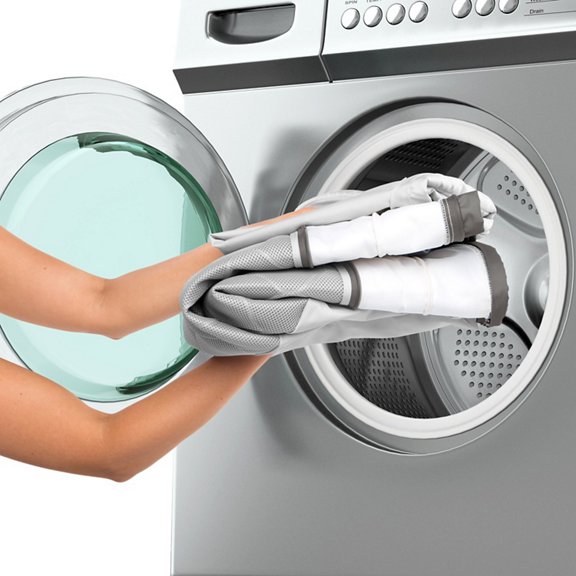 FoldAway Rocking Wood Bassinet - Carrington