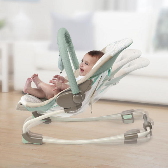 InJoy Infant Rocking Seat
