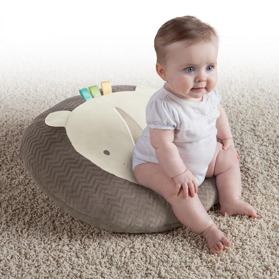 LoungeBuddies Infant Positioner™ - Lion